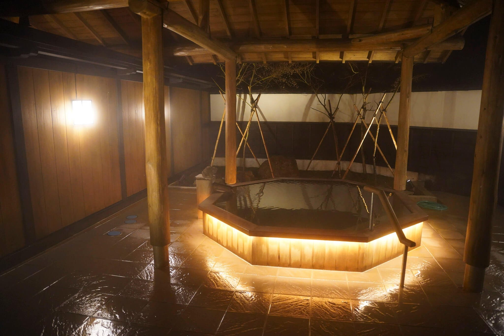 温泉 瀞流の宿かわち～会津柳津温泉郷